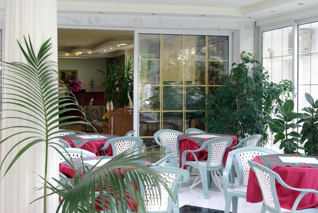 Hotel Chronis Paralia Katerinis Exterior photo